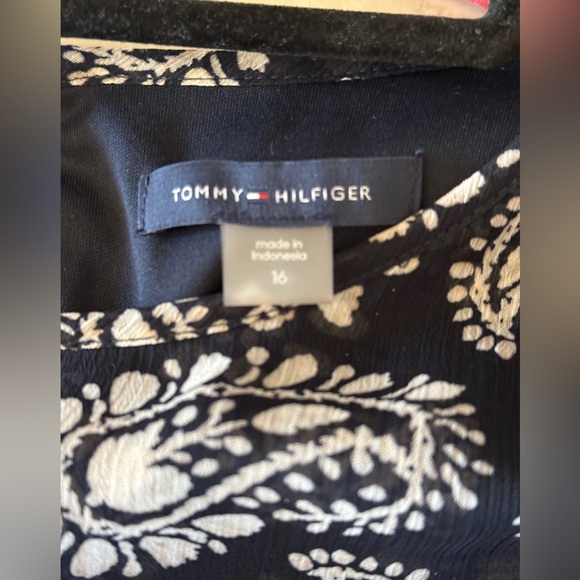 Tommy Hilfiger Women's Halter Neck Above the Knee Shift Dress Sz-16 - Picture 10 of 10